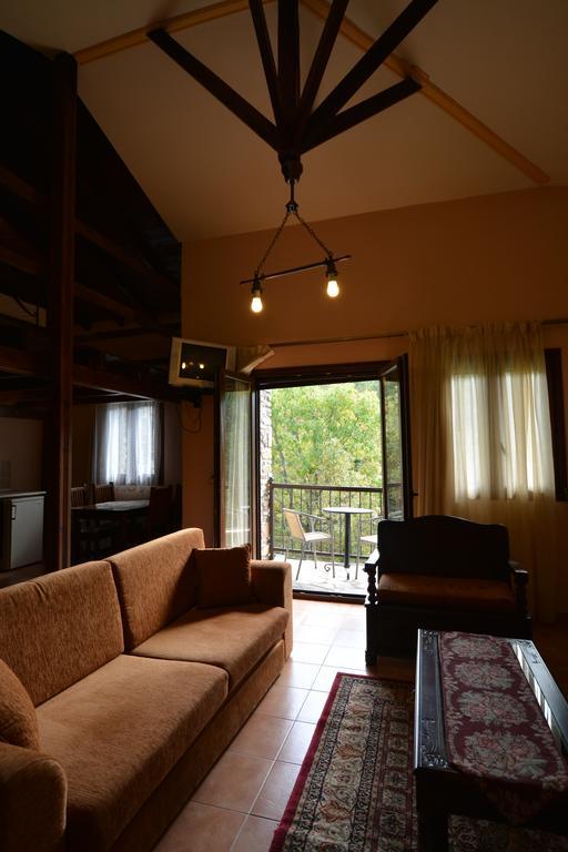 Guesthouse Rodamos Taxiarkhis  Luaran gambar